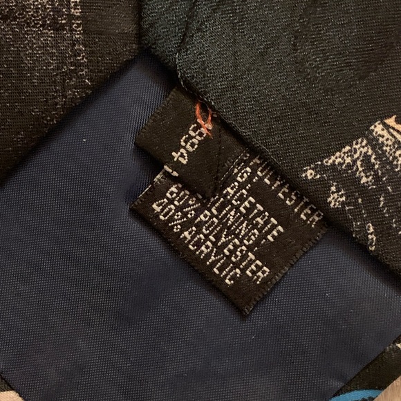 Retro Iron Man Men’s tie - Picture 5 of 6